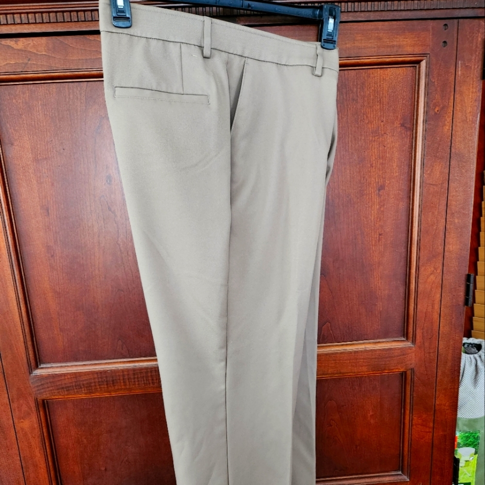 HAGGAR Men's dress pants